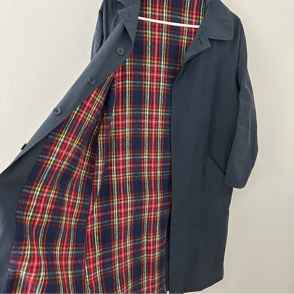 Vintage Trench Coat Navy Blue Plaid Fleece Lined Made in France Womens M? Preppy - Picture 5 of 12
